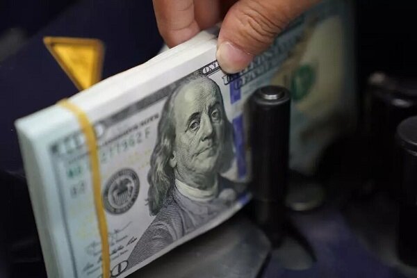 ادعای کمبود ارز صنایع تکذیب شد ادعای کمبود ارز صنایع تکذیب شد